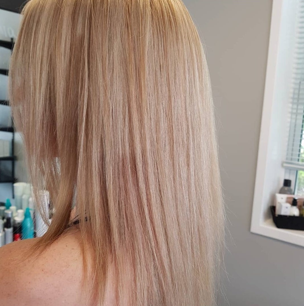 Blonde hair colour and hair cut by Sania M Hairstylist, hairdresser based in Guelph.